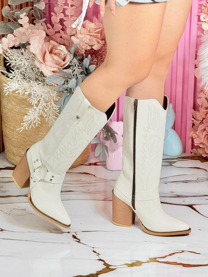 BOTA VALENTINO