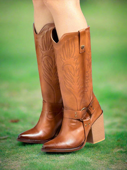BOTA VALENTINO