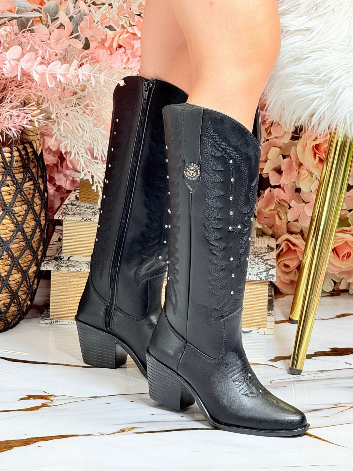 BOTA BASTIAN