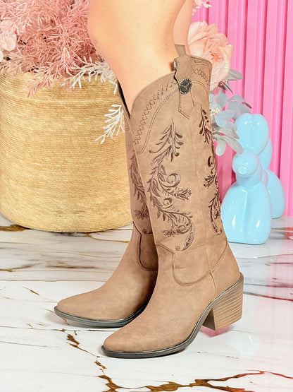 BOTA MADY