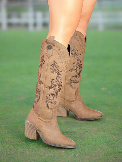 BOTA MADY