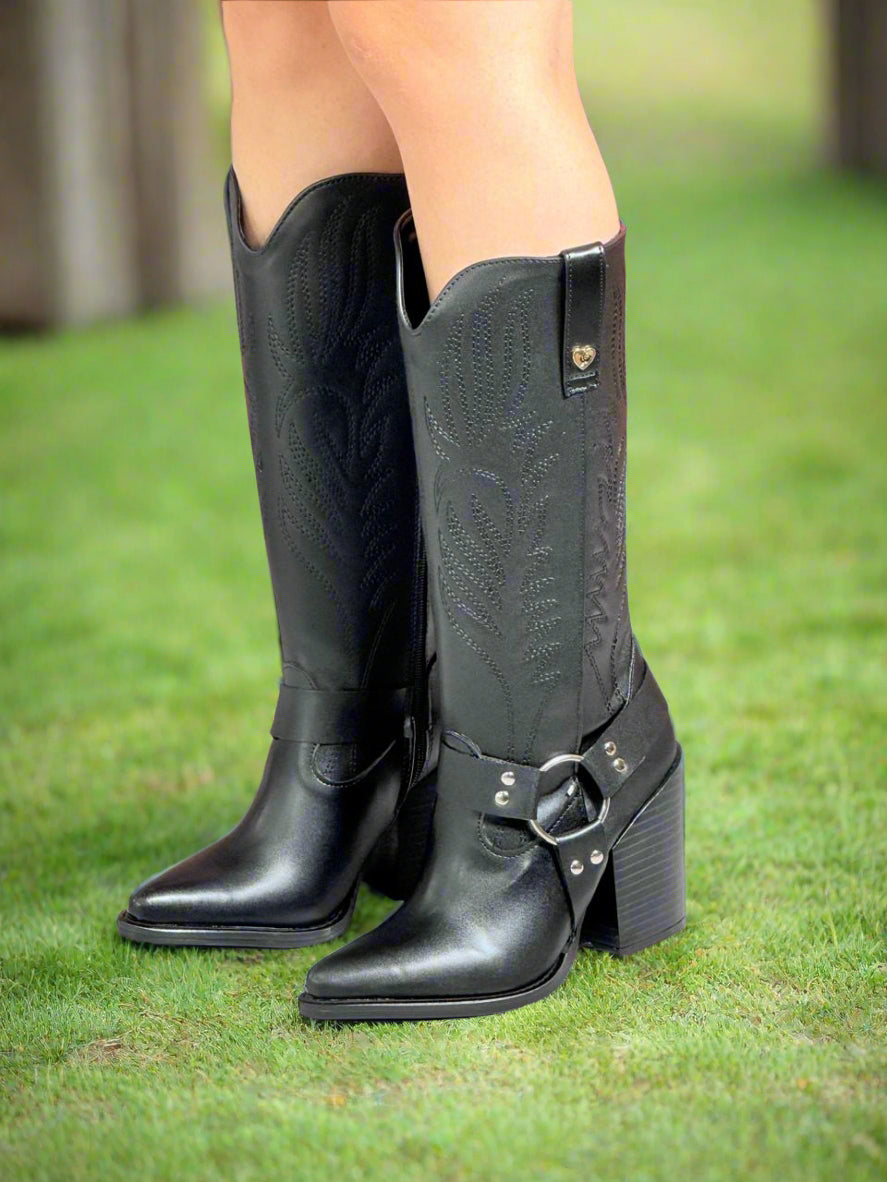 BOTA VALENTINO