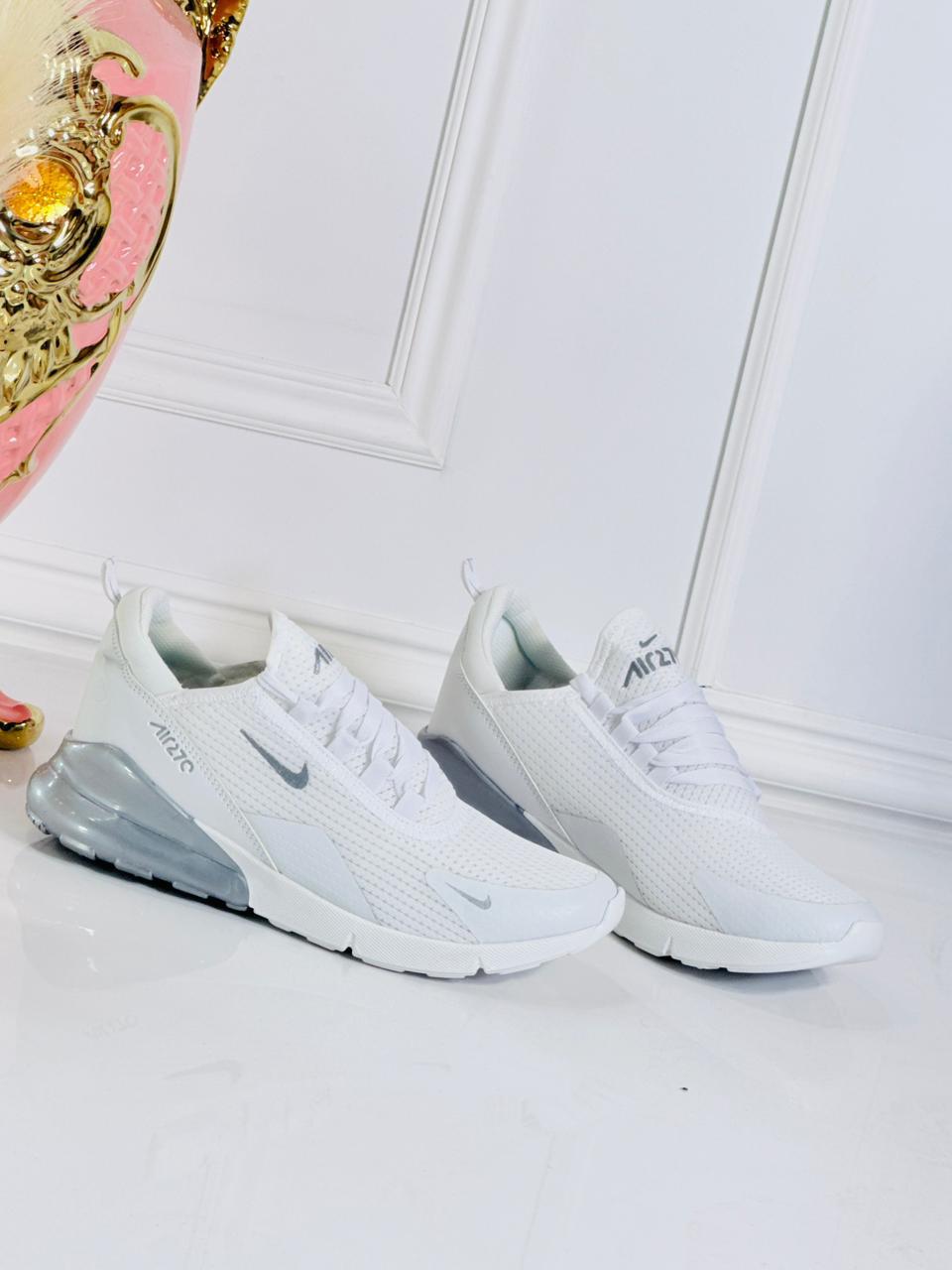 TENIS-MOD270