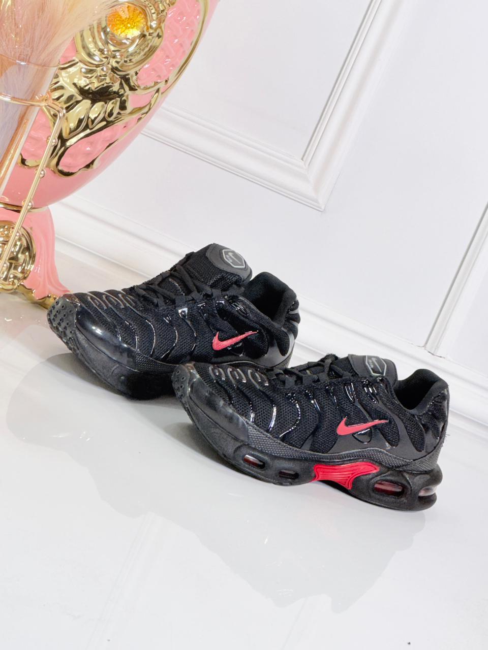 TENIS-MOD10002TN