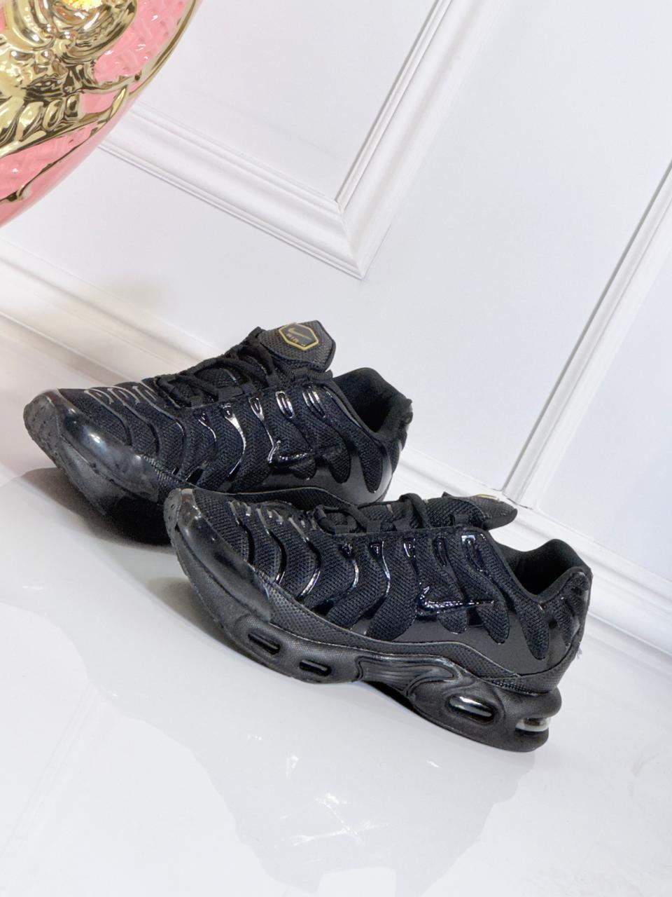 TENIS-MOD10002TN